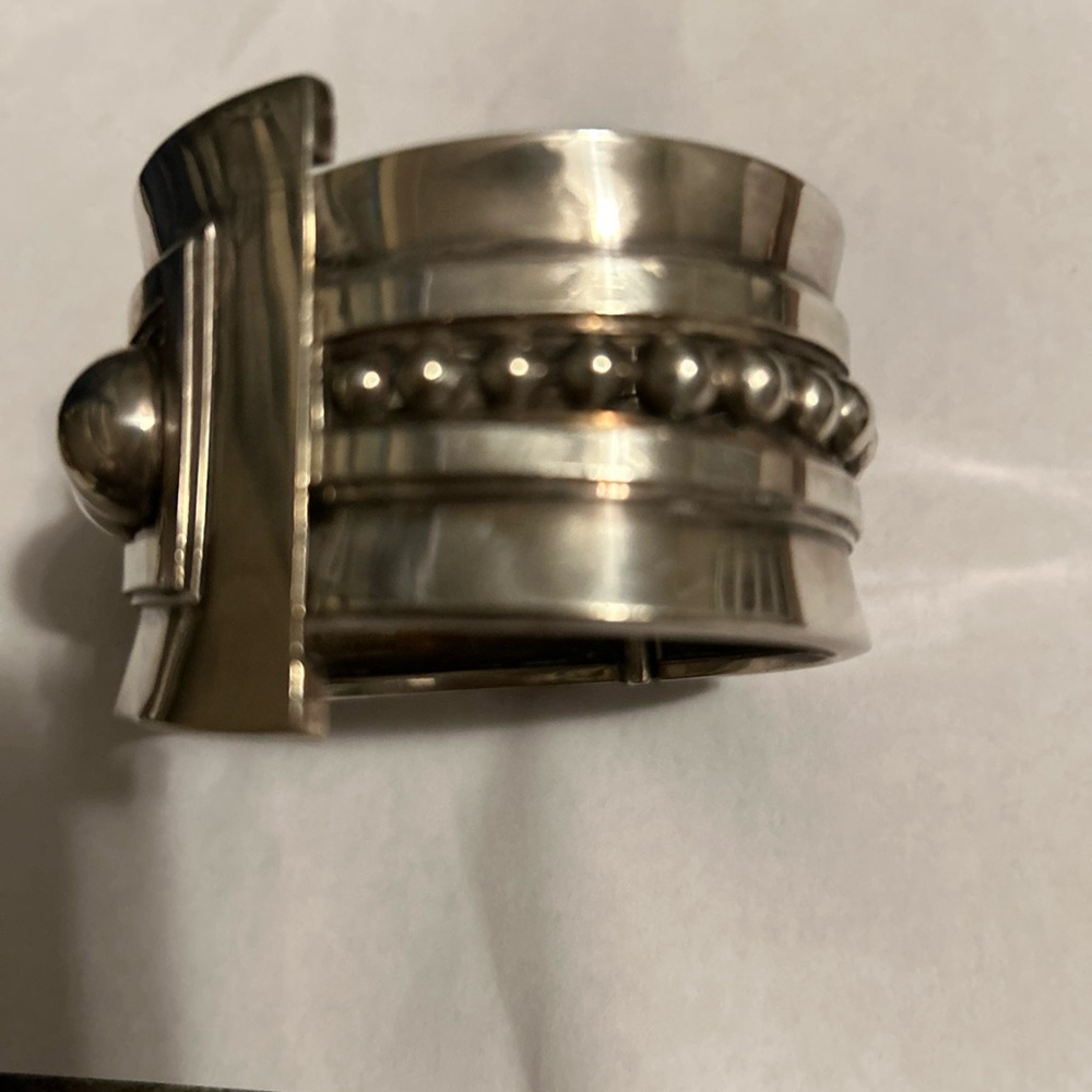 Sterling Whorl Clamper ( cuff) In the manner of Margo de Taxo - Picture 2 of 9